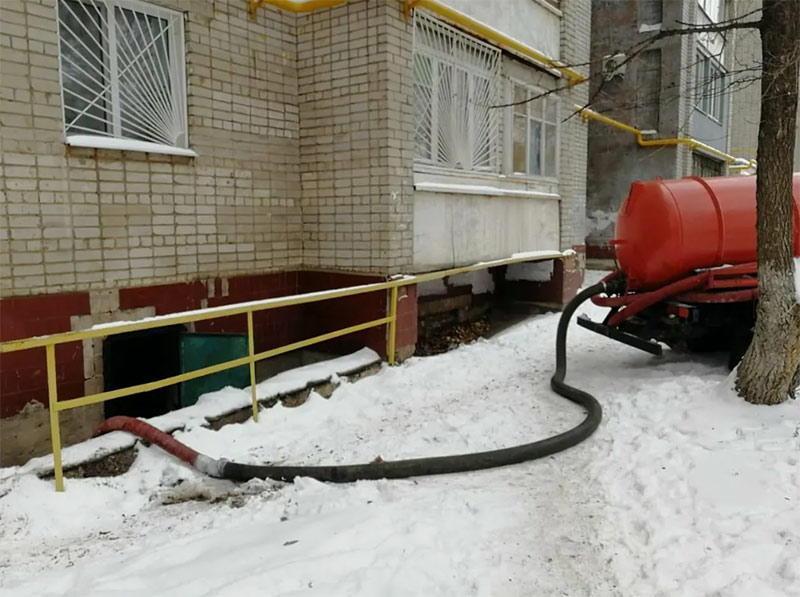 Откачка воды из подвала  Волоколамск